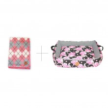 Cama Pink Flowers + Manta Coralina Blanket